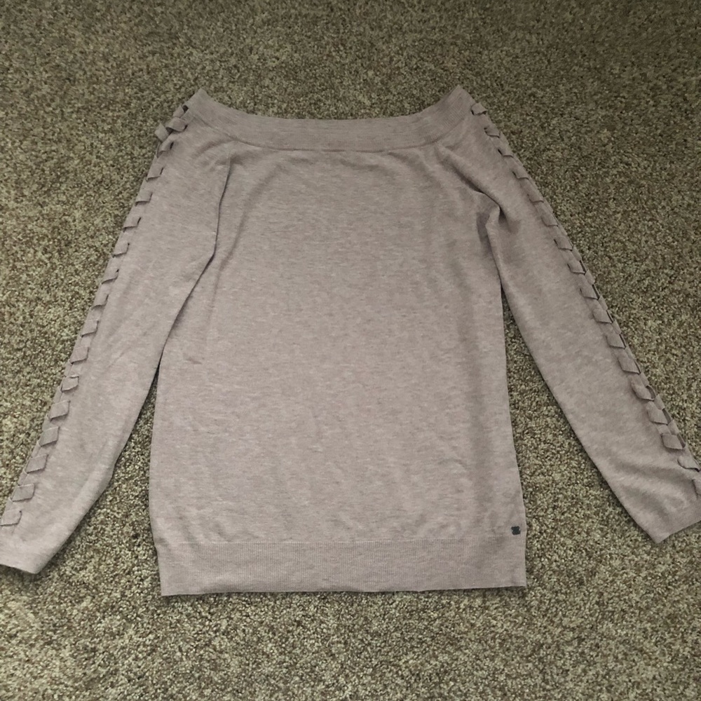 One grey day sweater size medium